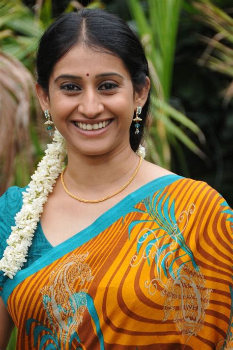 Telugu Tv Serial Actress Meena Stills Photos Gallery
