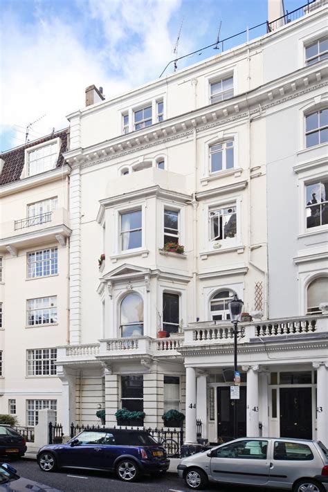 See apartments in cornwall on a map. Cornwall Gardens, SW7 - , 2 bedroom, Apartment