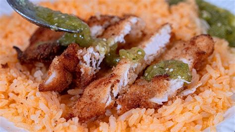 Preparar una milanesa de pollo perfecta, como esas que te hacía tu abuela/tía/madre no es tan complicado como piensas. MILANESA DE POLLO EMPANIZADAS | Recetas Mexicanas Faciles ...