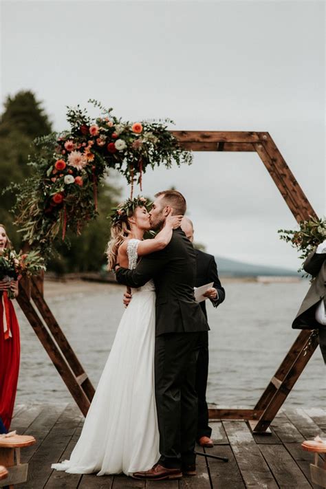 38 Wooden Wedding Arch Ideas To Make Your Own