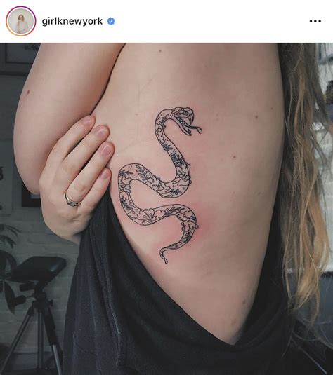 pin-by-megan-carberry-on-tattoos-rib-tattoos-for-women,-cute-tattoos-for-women,-hip-tattoos-women