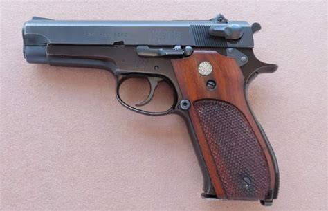 Smith And Wessons Model 39 Gun Just Wont Go Away For A Simple Reason