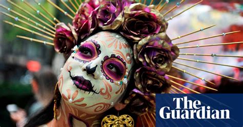 Mexicos Day Of The Dead Festival Rises From The Graveyard And Into Pop