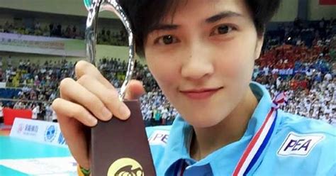 ปลื้มจิตร์ ถินขาว (9 พฤศจิกายน พ.ศ. ประวัตินักกีฬาวอลเลย์บอลหญิง: ประวัติวอลเล่ย์บอลหญิง ปลื้ม ...