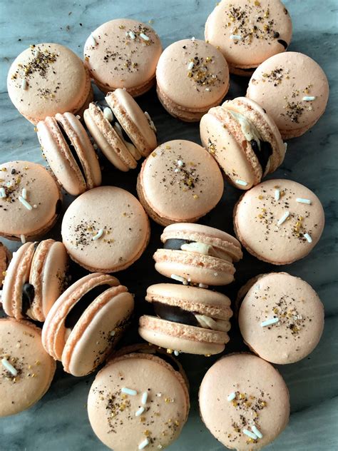 Five Ways To Decorate French Macarons Sprinkles Scribbles