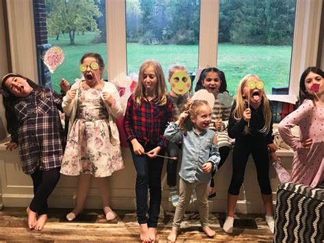 Spa lavender is set in a unique environment and enjoy a selection of our beauty treatments and products.relax as you allow the healing hands of our therapists to rejuvenate your mind and body. Our Spa Packages - Spa Birthday Parties for Kids 9 Spa ...