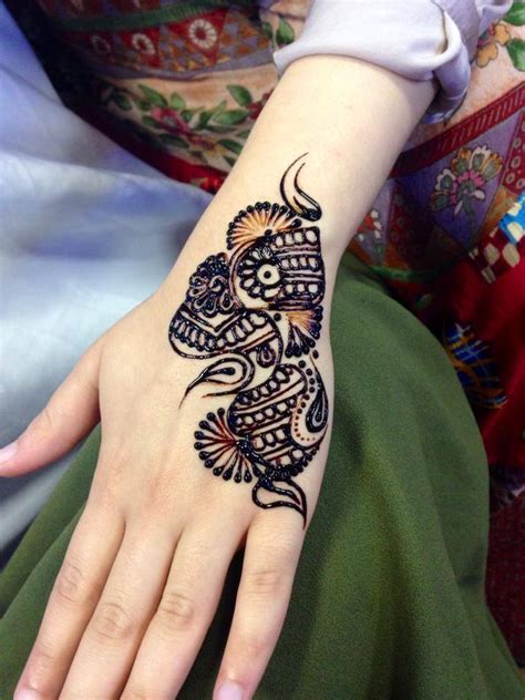 These henna tattoo stickers come as a set of six permanent tattoos and are best applied with a thin brush. Hire The Henna Life - Henna Tattoo Artist in Baltimore ...