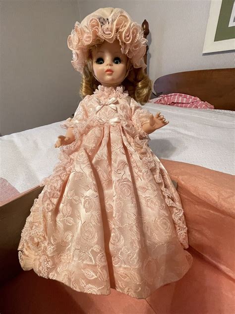 Vintage Madame Alexander Doll Victoria With Box Blonde Hair Pink Dress Ebay