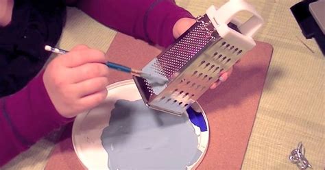 16 Ways To Upcycle Cheese Graters To Beautifully Decorate Home And
