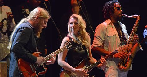 Tedeschi Trucks Band Announces New Dates And Siriusxm Takeover