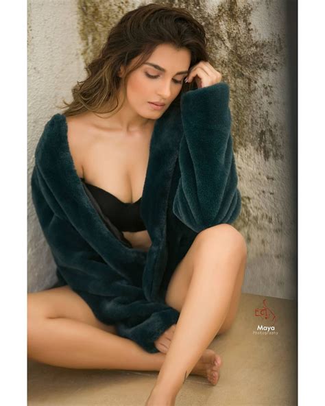 Shiny Doshi Makes Bold Statement With Her Sexy Photos Take A Sneak