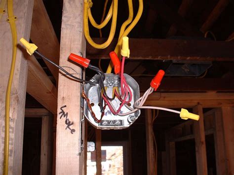 Common Electrical Mistakes Made By Homeowners