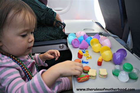 16 Awesome Ideas For Keeping Small Children Busy On An Airplane