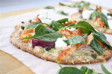 Flatbread with smoked salmon and capers | The Fare Sage