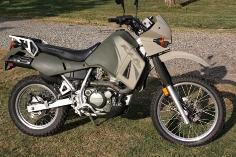 There's improved throttle response from revised ignition the larger new fairing does indeed provide substantially better protection. I Never Finish Anyth...: New addition to the stable: 2006 ...