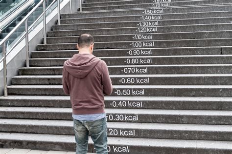 These Stairs Show How Many Calories You Burn When You Take Them Instead Of The Escalator Next To