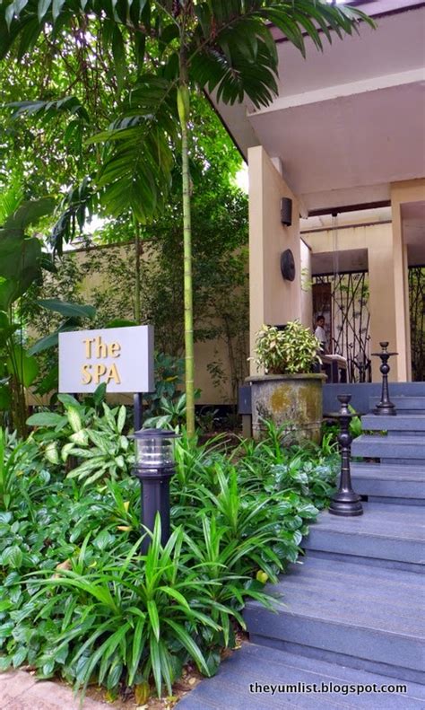 The club saujana resort kuala lumpur is a hidden luxury urban retreat nestled amidst 160 hectares of lush tropical gardens. The Yum List: The Spa, The Club, Saujana Resort Kuala ...