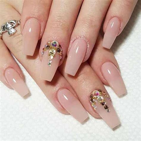 25 Ideas de manicure nude que querrás hacerte hoy mismo Fancy nails