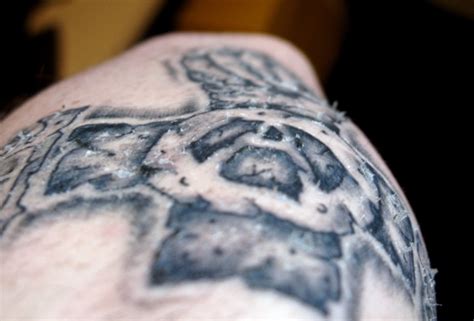 It helps prevent premature tattoo peeling, pimples, drying, and cracking skin. A Comprehensive Guide to Caring for Your New Tattoo | TatRing