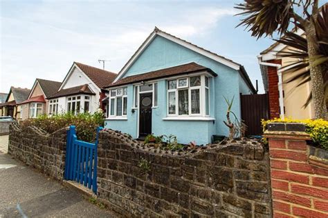 Houses For Sale In Ambleside Drive Southend On Sea Ss1 Ambleside