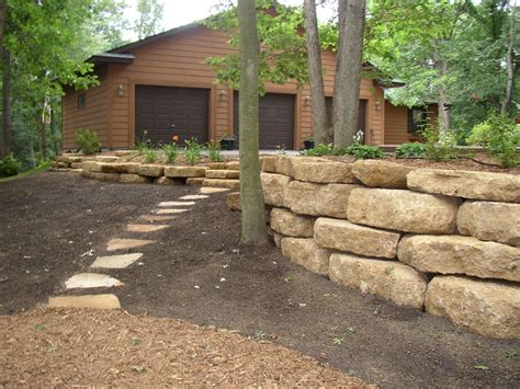 10 Ideas For Stone Walls