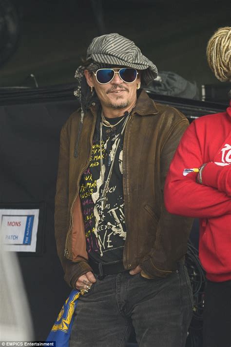 Johnny Depp Spotted At The Pyramid Stage Watching Corbyn Daily Mail