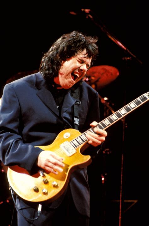 Hilarious Guitar Faces That Cant Be Unseen