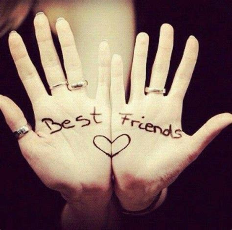 Best Friends Hands And Heart Best Friend Pictures Friend Pictures