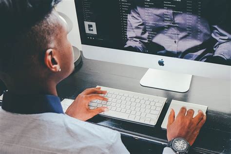 Do you know there could be hundred ways to make money online? How Does WhatsApp Make Money-Case Study - CoreMafia