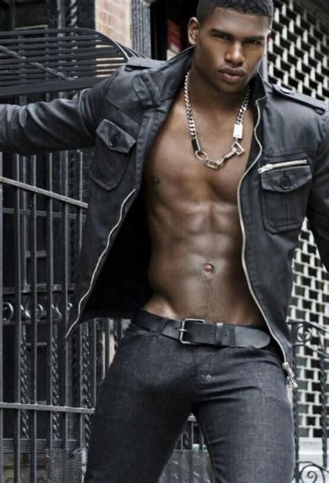 pin de aaron plata em body homens negros bonitos homens negros moda para homens