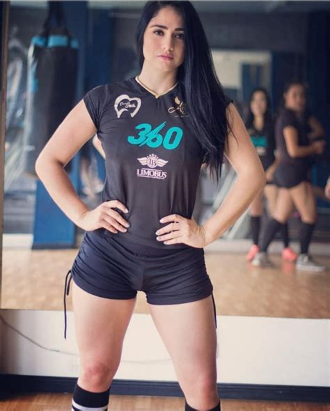 Karla Velásquez Modelo Y Futbolista Wetsuit Sporty Swimwear Style Fashion Templates