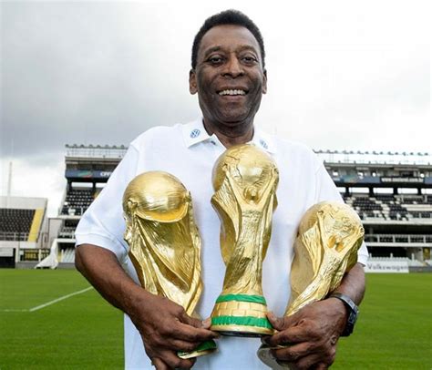 Pelé Brazil Football Legend And Three Time World Cup Winner Dies Aged 82 Breaking News 24x7