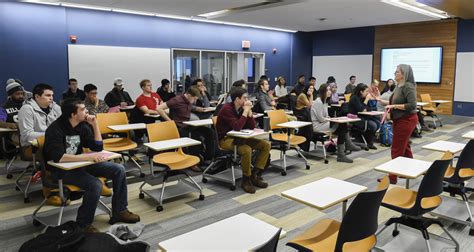 Classroom Space Fills Up Quickly During Midday Peak University Times University Of Pittsburgh