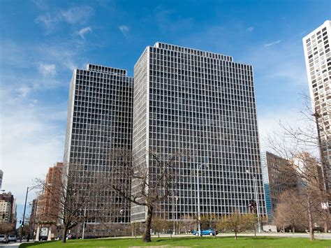 Mies Van Der Rohes Significant Buildings In Chicago Curbed Chicago