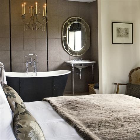 Open plan ensuite bathrooms grand designs. Glamorous open-plan bedroom | Bedroom designs ...