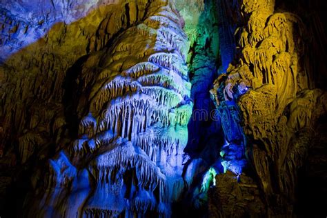 Cavern In Guilin China Stock Image Image Of Adventure 19770597