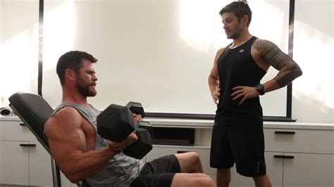 Check it out & give it a try! Chris Hemsworth's trainer shares his 90-second workout ...