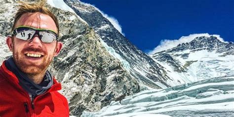 This Fearless Guy Is Prepping To Climb Mount Everest For The Fourth Time