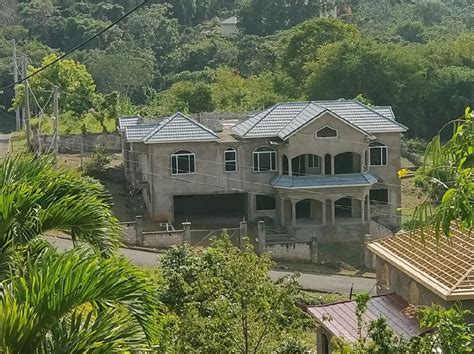 For Sale 6 Bedroom Unfinished House Pyramid Heights