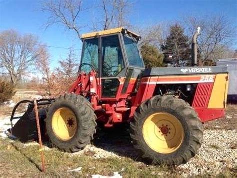 Versatile 256 Tractors Old Tractors Tractor Barn