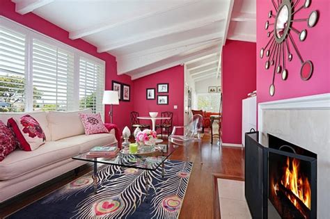 Hot Pink Wall Paint Design Ideas