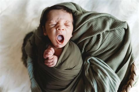 Newborn Sleep Tips Reasons Your Baby Isnt Sleeping And How To Fix It