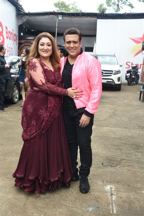 Sunita is the wife of popular bollywood actor sunita used to communicate with govinda by writing letters to him. Govinda, Sunita Ahuja & Raveena Tandon snapped on the sets ...