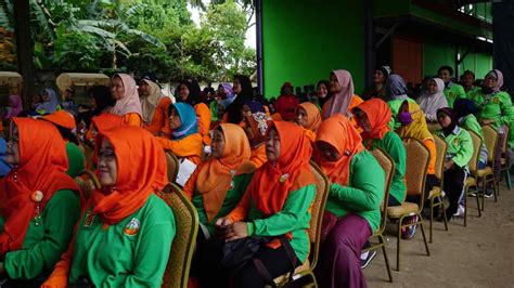 Teknologi tenaga angin dan marin. Adipura 2018 Kota Banjarbaru Di 'Mata' Pasukan Orange dan ...