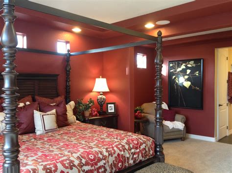 Emulate the soothing paint colors often used in spas for bedroom paint ideas that will create a relaxing, pampering environment. Painting my room red! Behr SH170 brick red | Paint my room ...