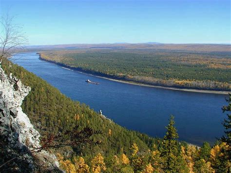 Река Лена в России