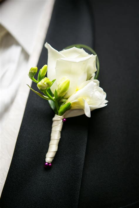 Pin By Judi Mcmurray On Bridal Flowers White Rose Boutonniere