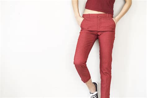 Bingung Memilih Celana Wanita Model Masa Kini Simak 10 Rekomendasi Model Celana Terbaru Bp