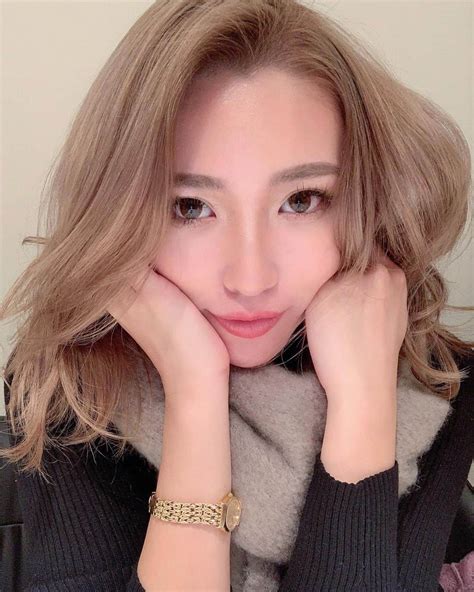 山本梓衣菜さんのインスタグラム写真 山本梓衣菜instagram「𝕄𝕪 𝕙𝕒𝕚𝕣💇🏼‍♀️﻿ ﻿ ﻿ ﻿ 今はこれ🤍﻿ 2年