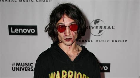 The Flash Star Freaks Out Ezra Miller Arrested Again In Hawaii Archyde